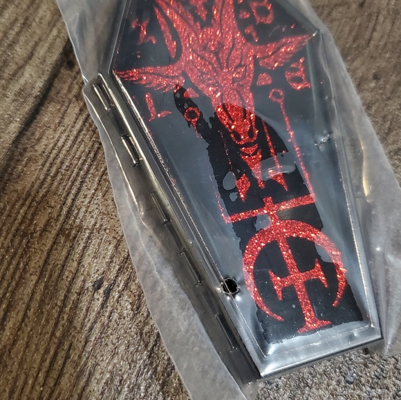 Baphomet coffin compact mirror - Picture 2 of 2